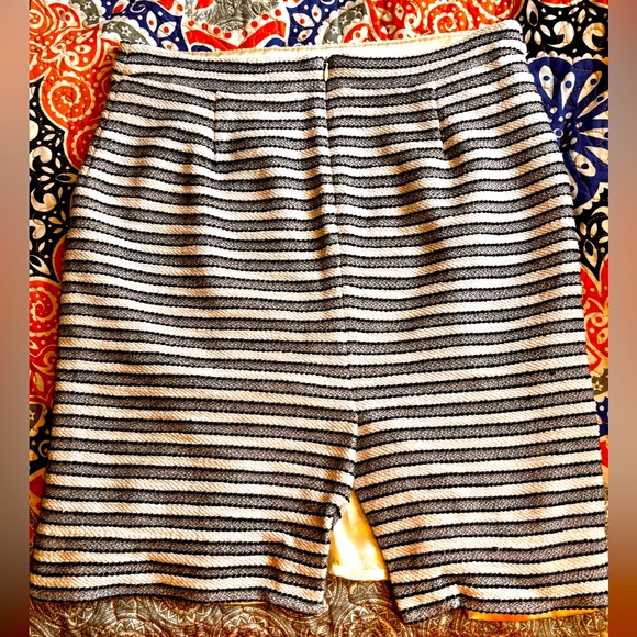 J Crew Grey & White A-line Mini Skirt, lined, size 8 - Picture 2 of 10